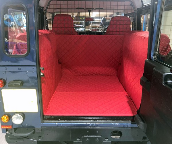 Land Rover Defender 90 1990 - 2007 (With Rear Seats) Fully Tailored Boot Liner